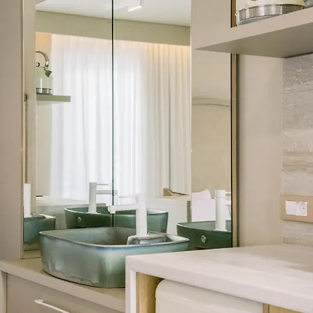 Апартаменти Nidra Veranda With Private Pool *