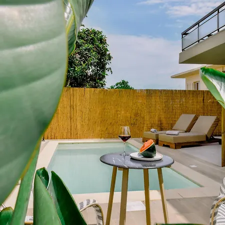Апартаменти Nidra Veranda With Private Pool Ханья (Крит)