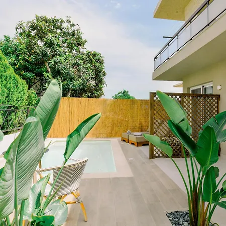 Nidra Veranda With Private Pool *